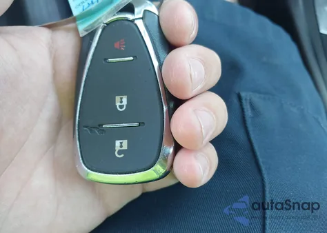 2018 Chevrolet Equinox Ls из США, поврежденный, VIN 2GNAXHEV2J6151165